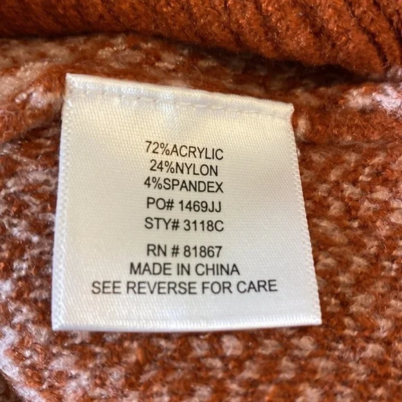 New Olivia Sky Plaid Print Rust Cowl Neck Sweater size large - Picture 7 of 8